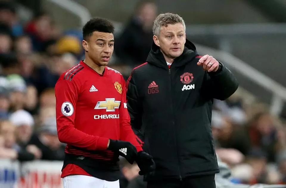 制服组实现 制服组实现